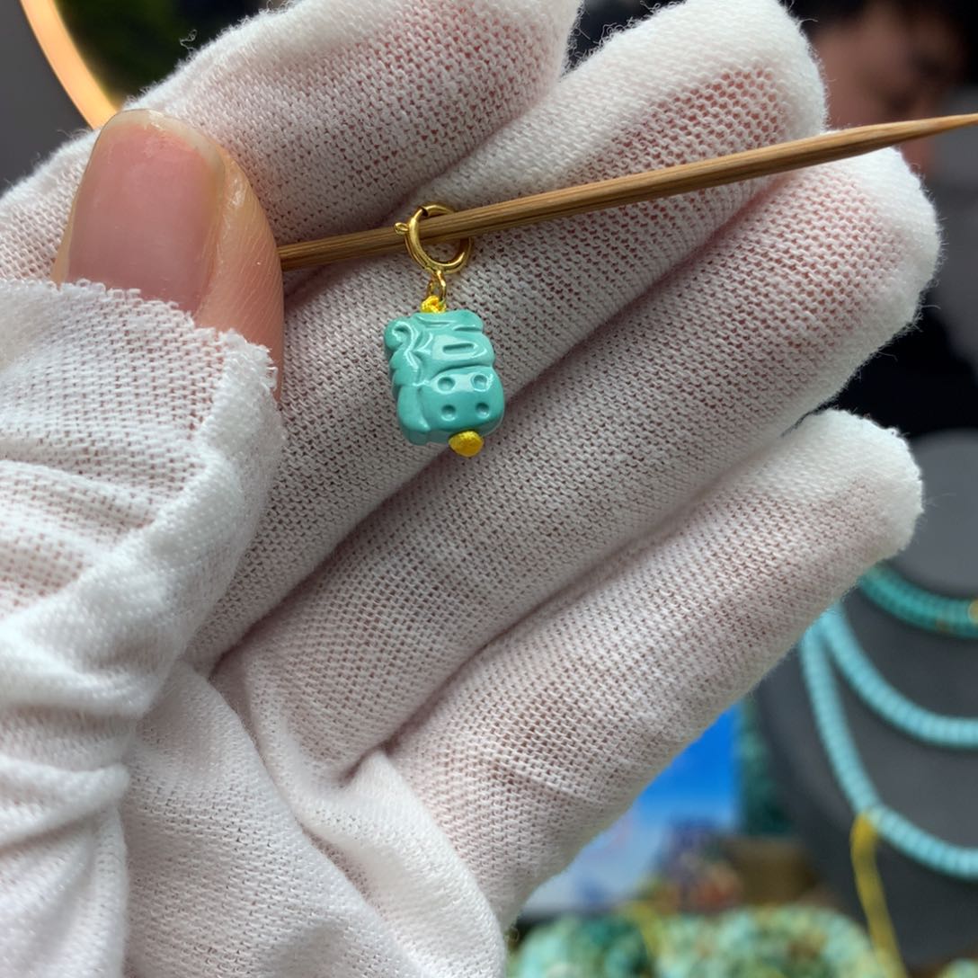 绿松石挂件未镶嵌