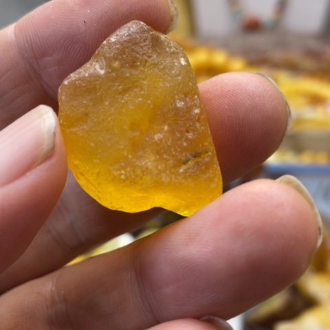 未镶嵌蜜蜡手串吊坠