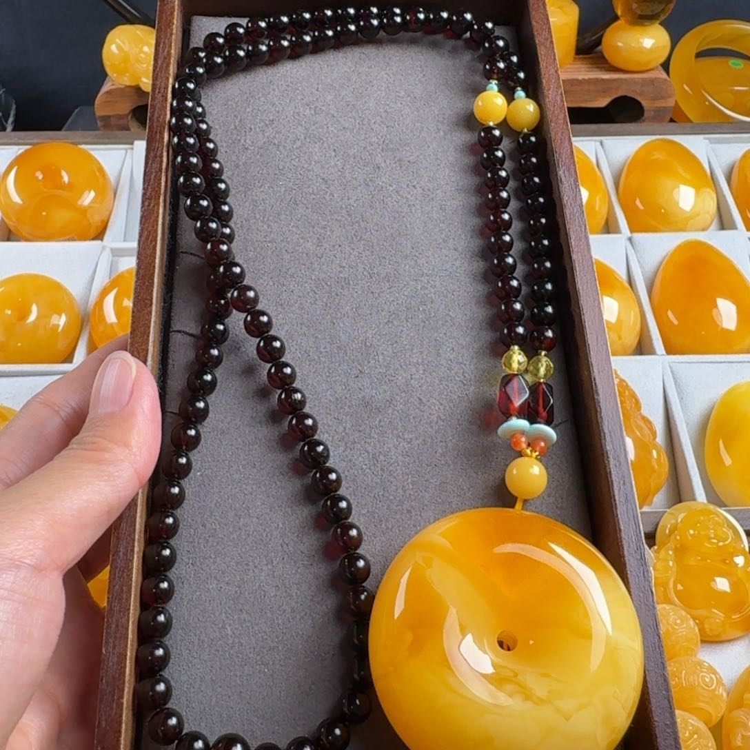 蜜蜡毛衣链未镶嵌