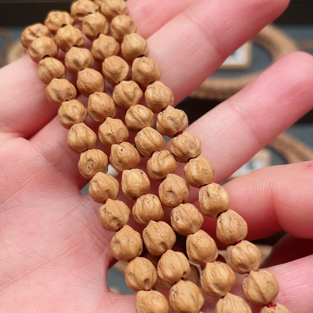 吊坠柏香籽/百香籽玉化皮莲花元宝