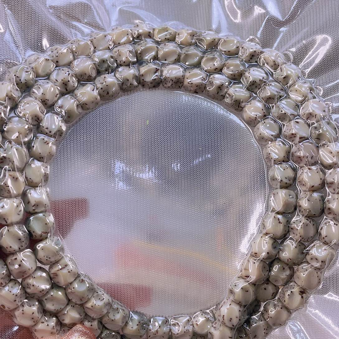 星月菩提吊坠道****）石玉料糯冰无相尺寸8/7