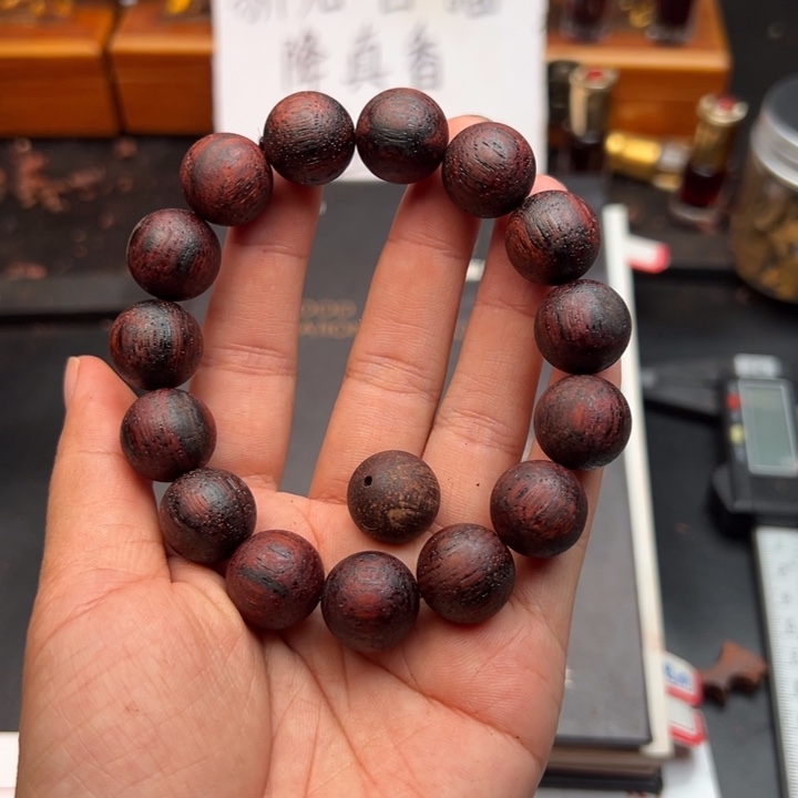 藤类降真香缅甸东枝红油1.5圆超一档