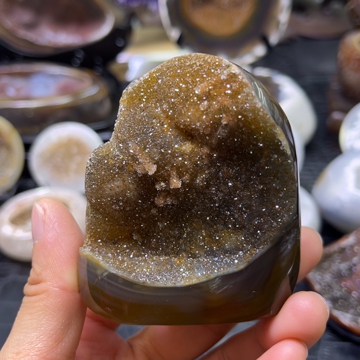 水晶未镶嵌珠宝半成品福利黄金簇