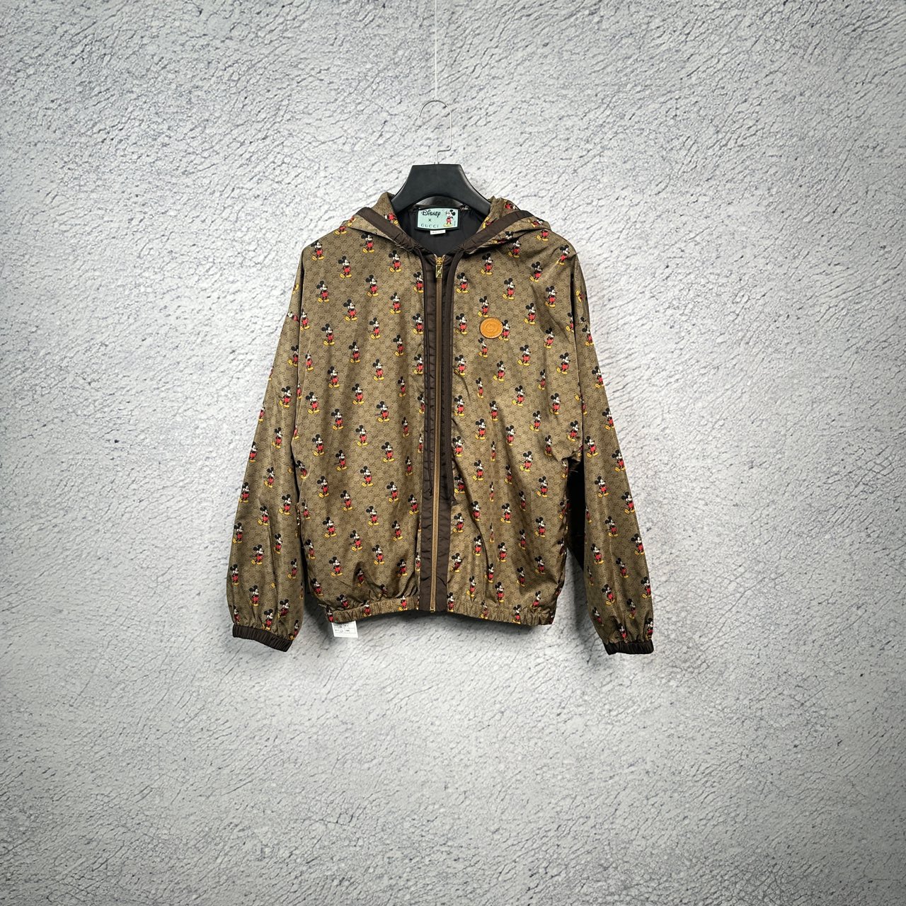  99 Gucci 古驰 棕色米奇图案满印连帽拉链冲锋衣夹克外套/S码
