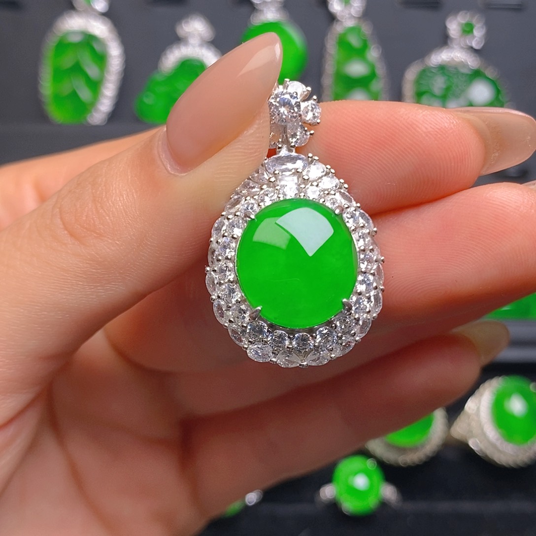 颈饰银S925镶嵌翡翠浅*@