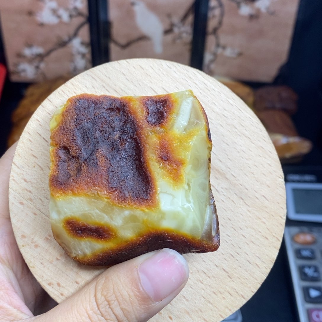 未镶嵌定制蜜蜡梨