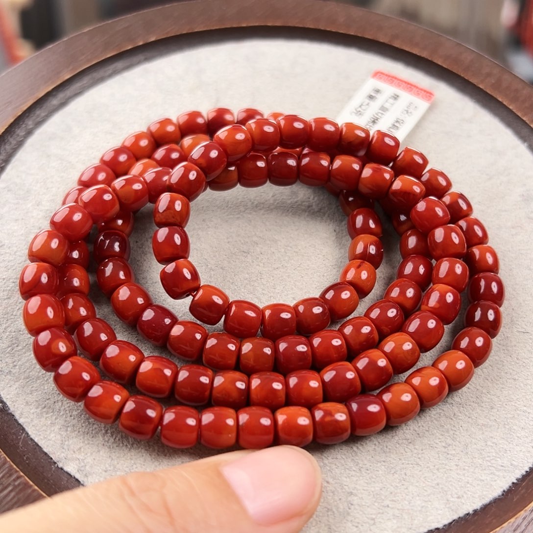 南红玛瑙手串未镶嵌