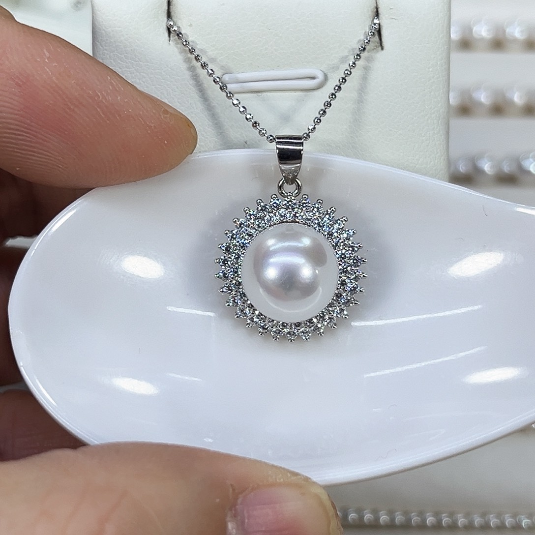 银S925镶嵌颈饰淡水珍珠