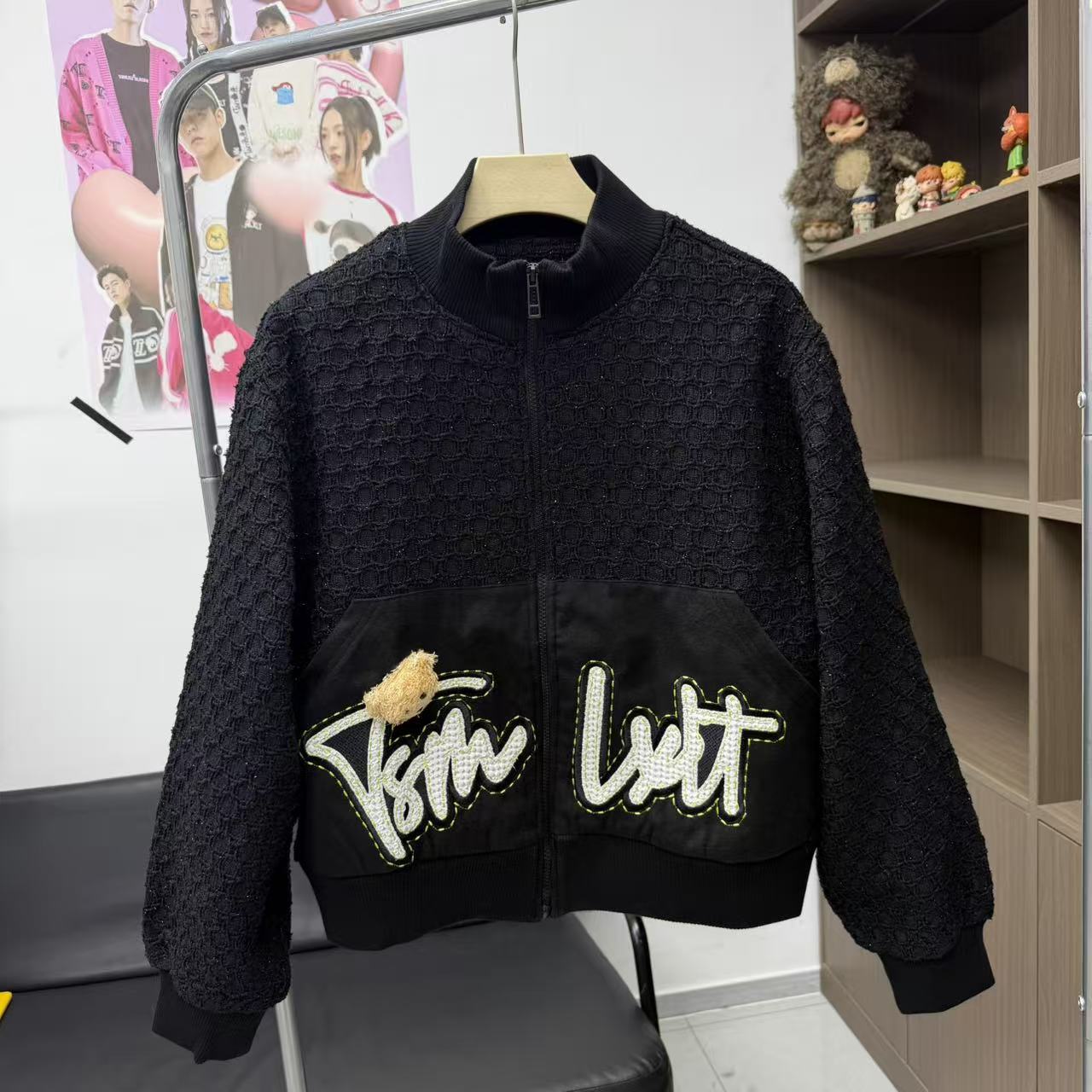 春秋男女同款短款字母刺绣梭织外套123120403