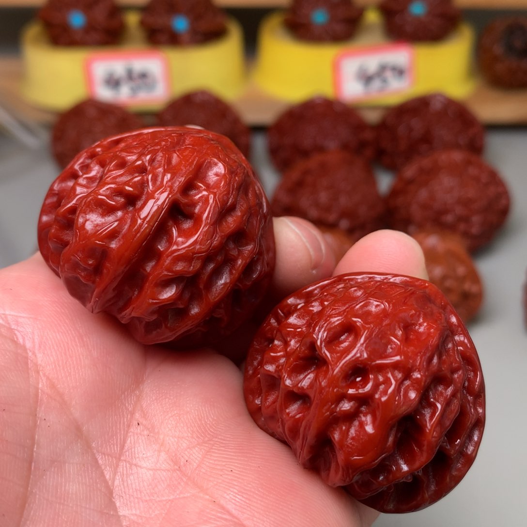 文玩核桃把件野生荔枝纹