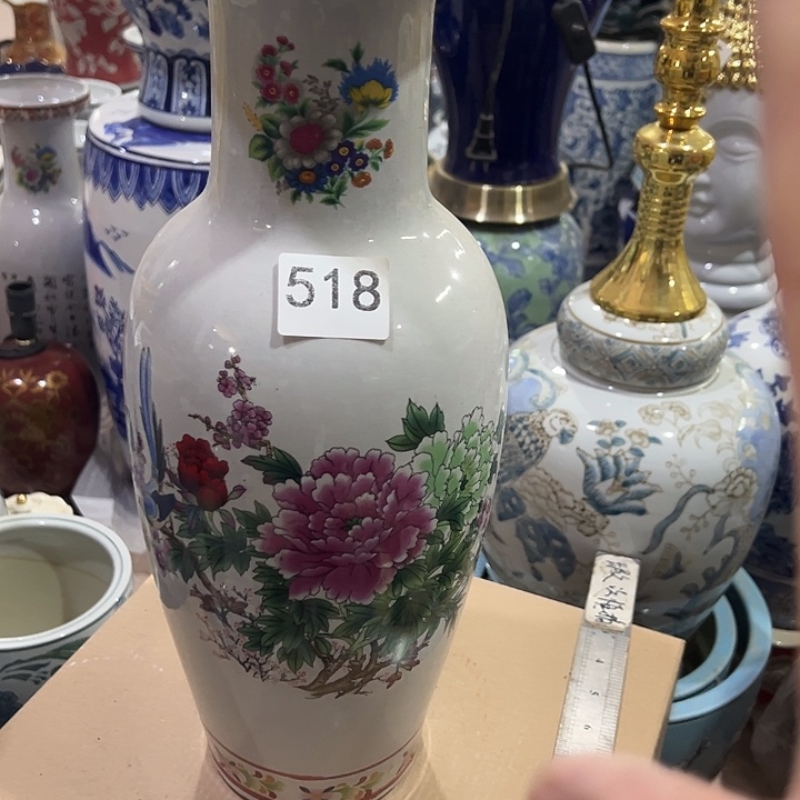 瓷片瑕。。。。。。。。。。。。。。。