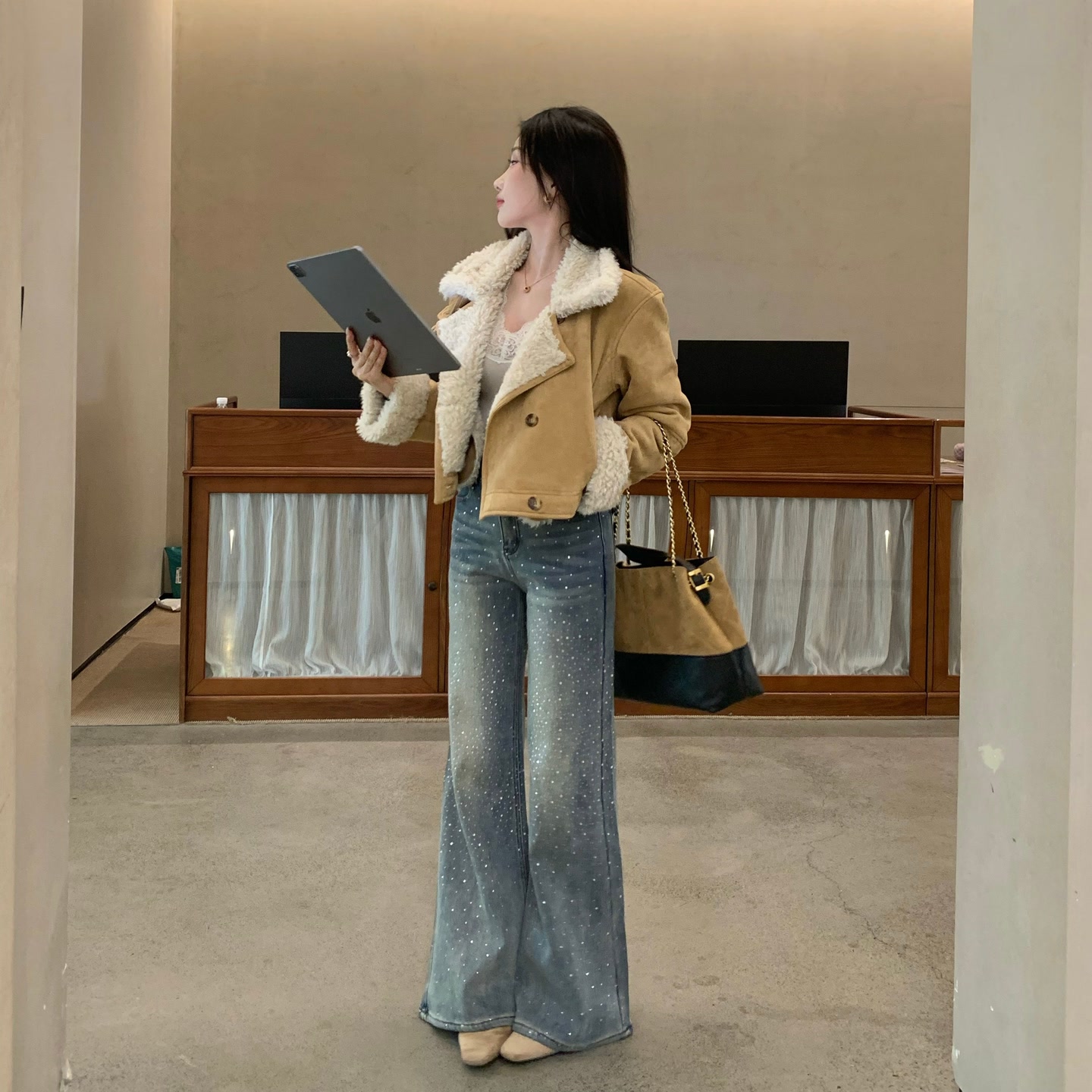 陈六六CHENLIULIU【满天星爆闪裤】时髦重工满烫钻复古阔腿牛仔裤