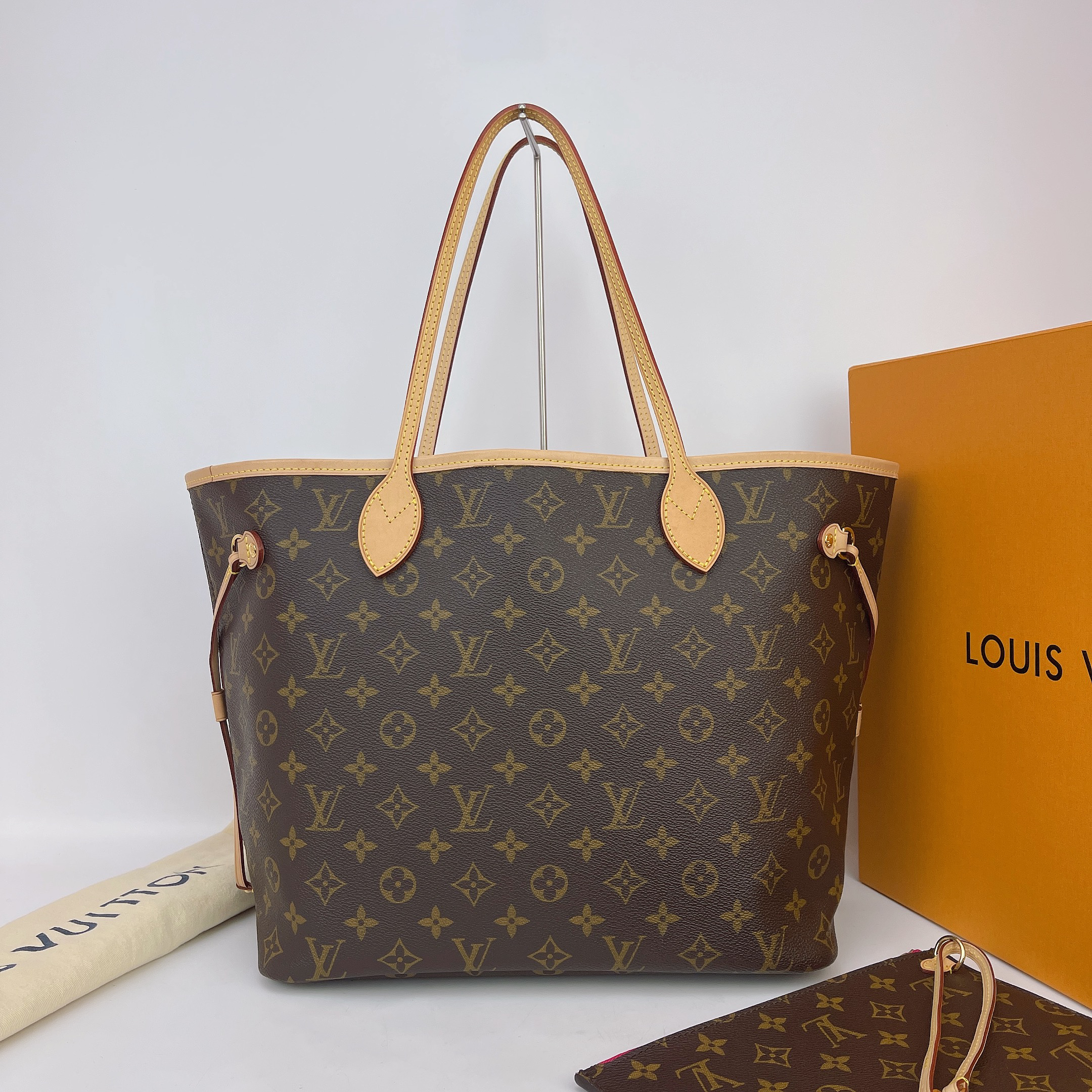 95新 LV LV 棕色老花手提包内标0290底长33 E630