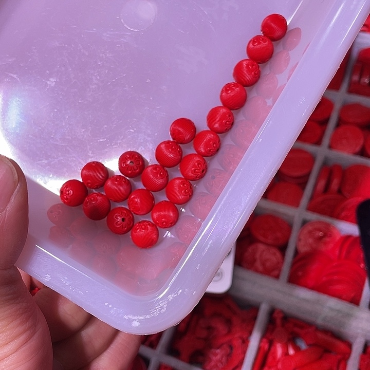 π***记天然辰砂红砂丝绒珠10毫米19颗送一颗