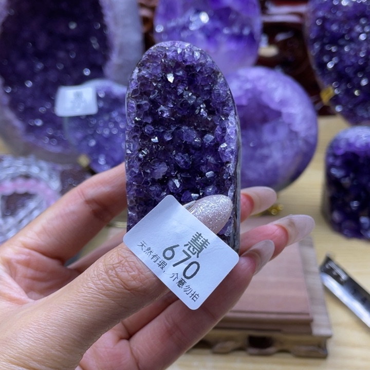 未镶嵌紫晶大型摆件（非配饰）