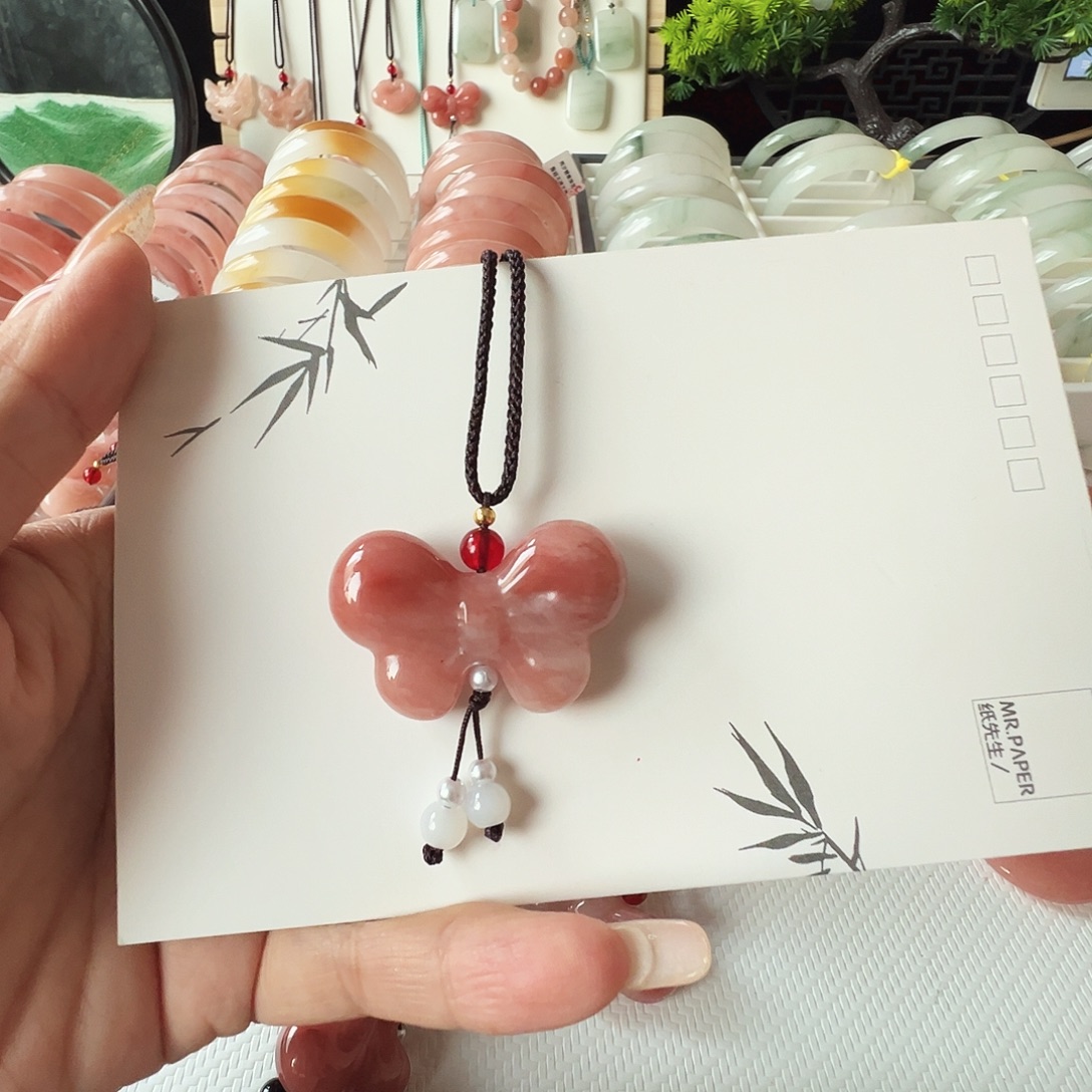 霜***°石英质玉（金丝玉）未镶嵌手镯