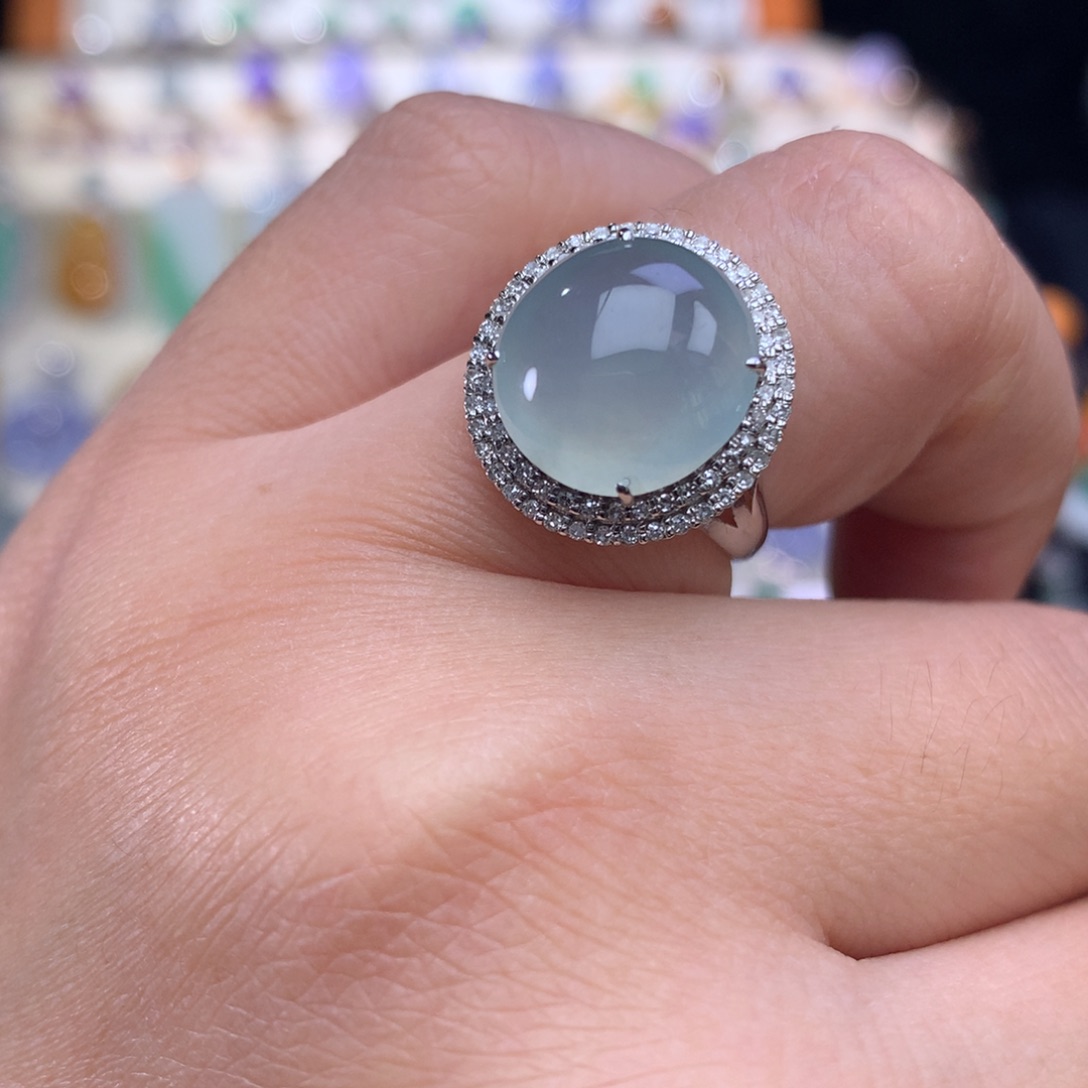 翡翠戒指18K金镶嵌蛋面戒指