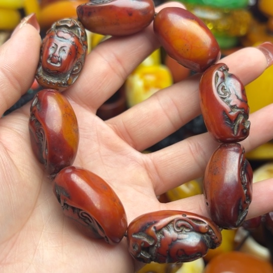 琥珀手串未镶嵌蜜蜡