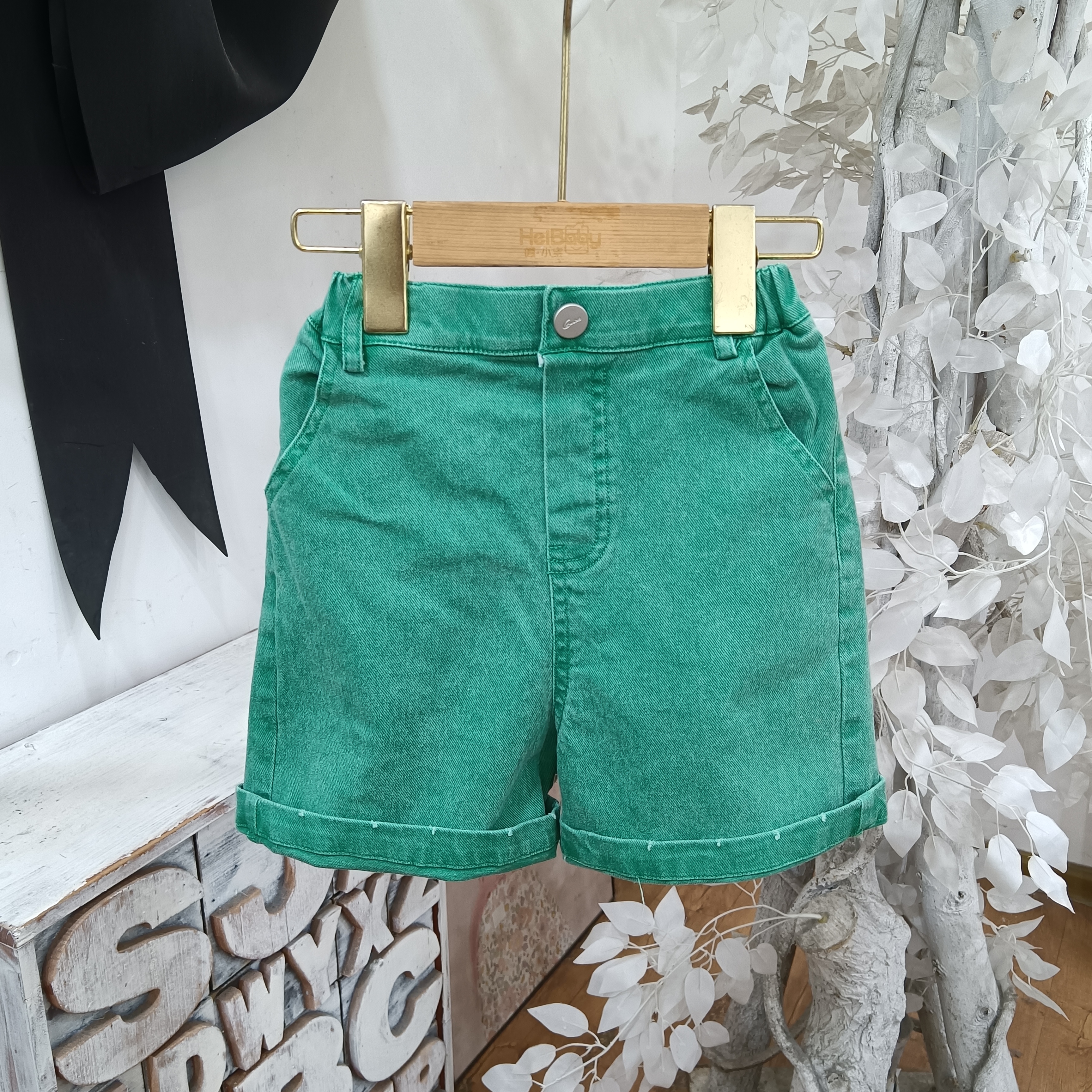 R015绿色软牛仔短裤/豆里