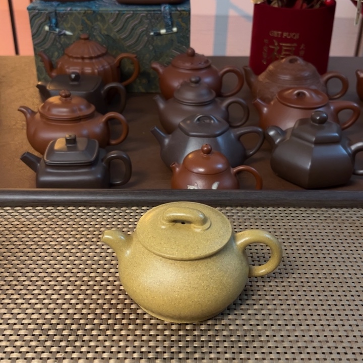 紫砂茶壶儒象黄金段半手壶