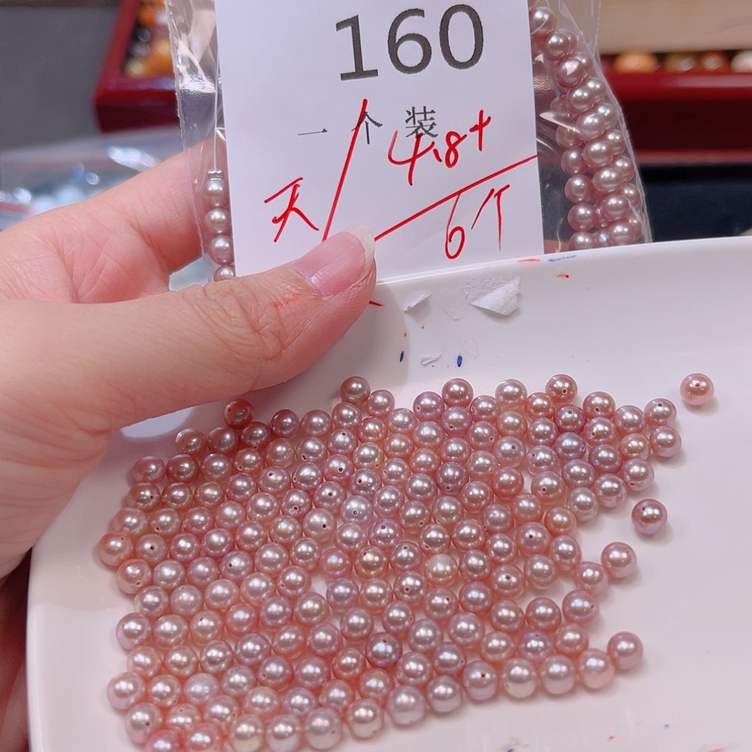 未镶嵌珠宝半成品水晶160 。    