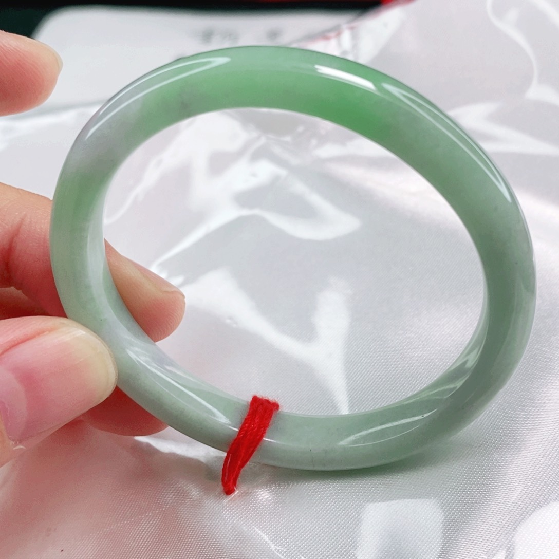 未镶嵌手镯翡翠53.3圈口贵妃完整