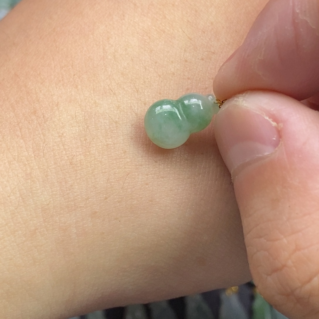 翡翠18K金镶嵌颈饰葫芦5