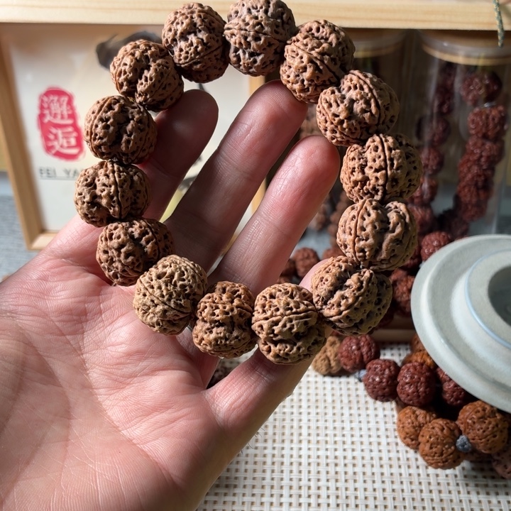 金刚菩提手串23+深沟微歪梅花