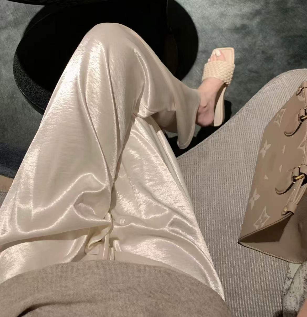 【TONG】绝丝光感质感夏季透气凉爽丝光直筒阔腿裤（233)