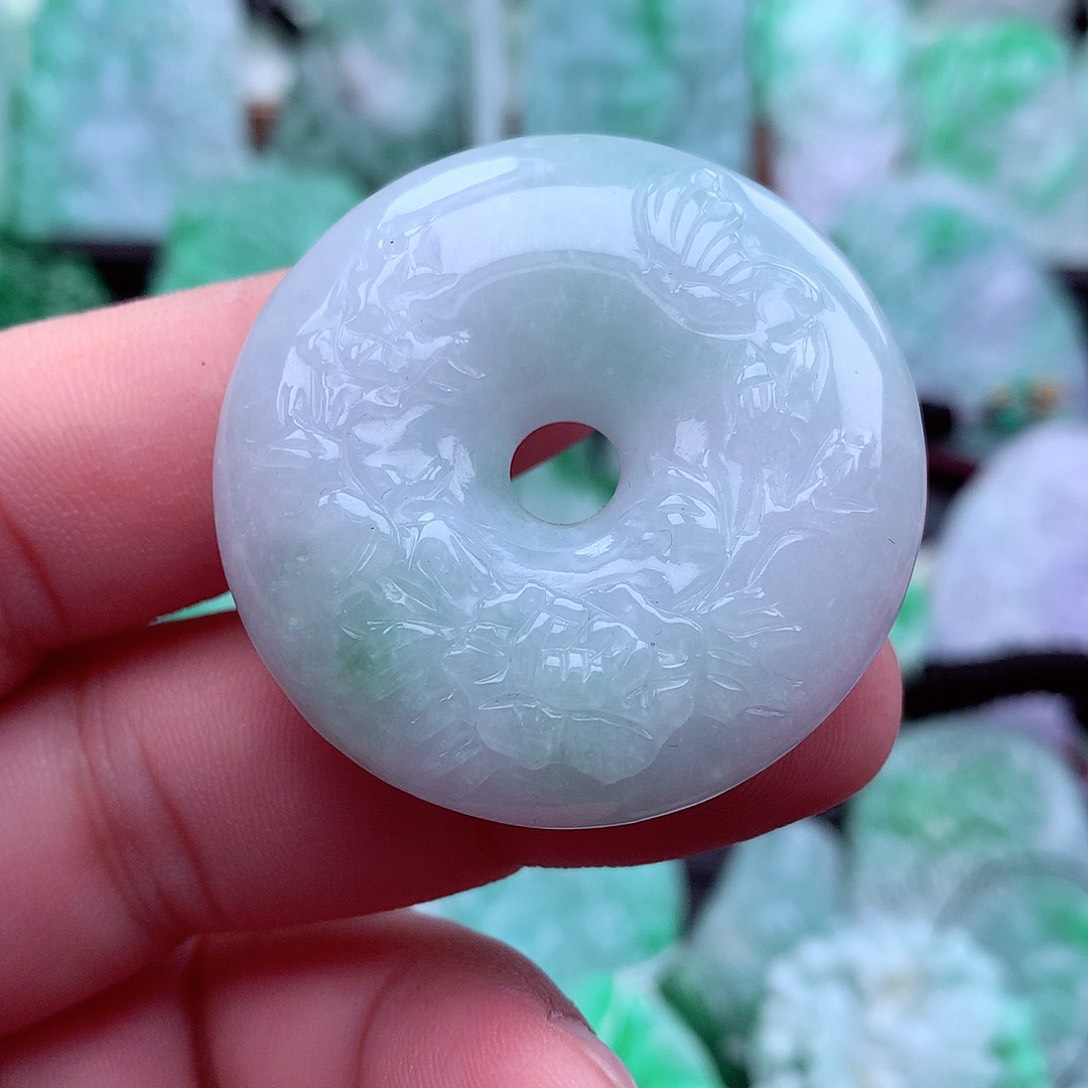 翡翠吊坠(不含链)未镶嵌