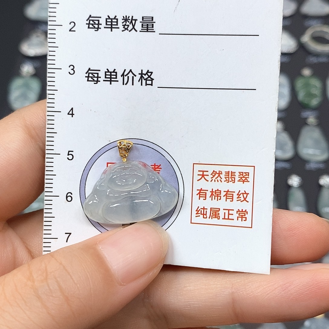 锁***秋翡翠18K金镶嵌颈饰