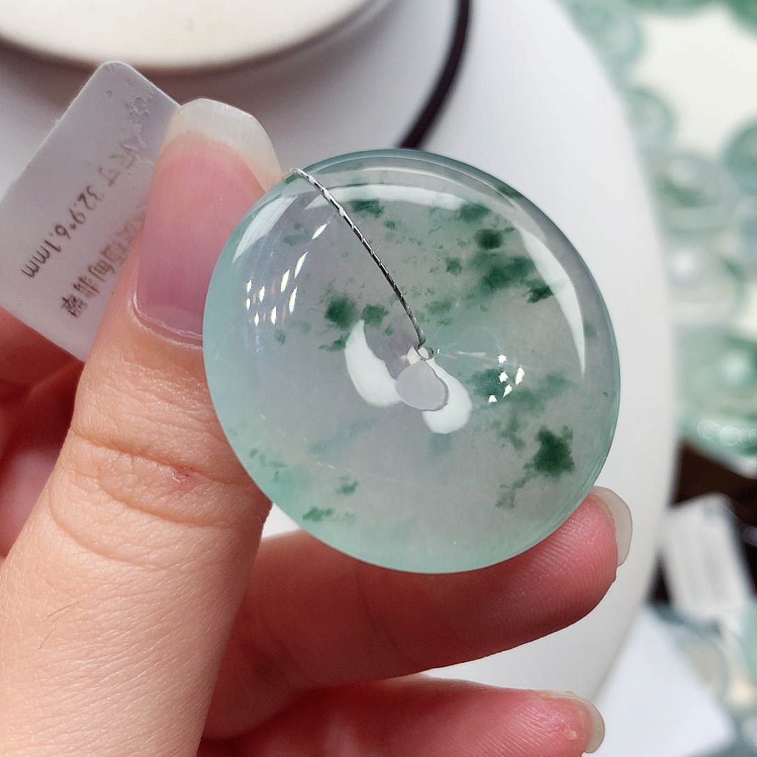 颈饰未镶嵌翡翠编号135，39/6.1