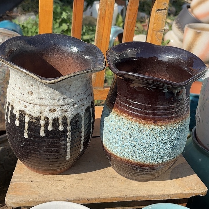 正品紫砂口15高20。黑色2个