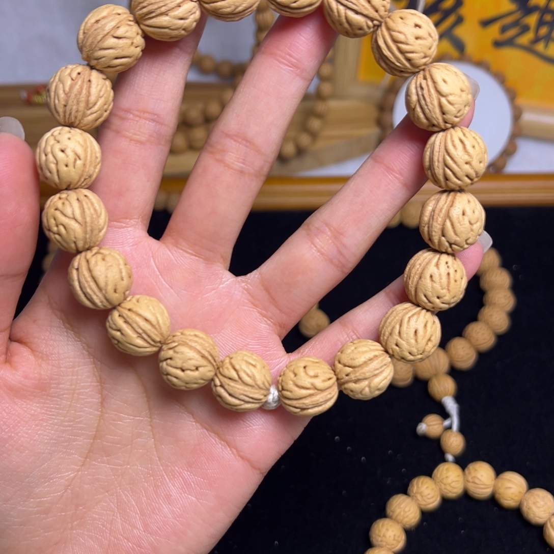 清***号小核桃手串68睿哥