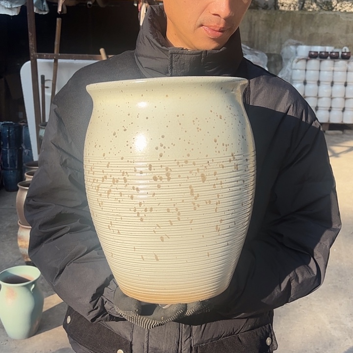 红陶彩点口径24*31