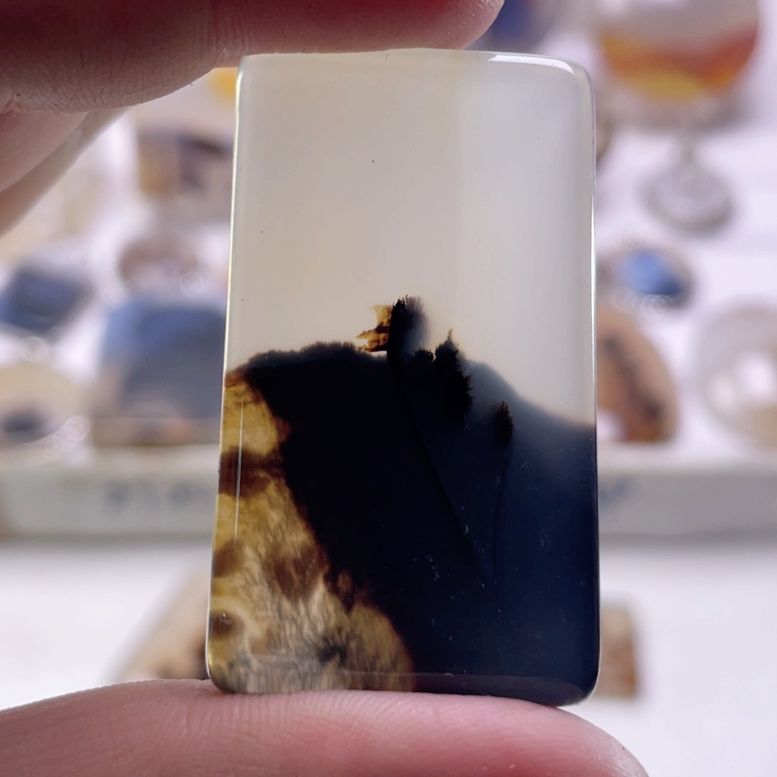 玛瑙/玉髓未镶嵌珠宝奇石