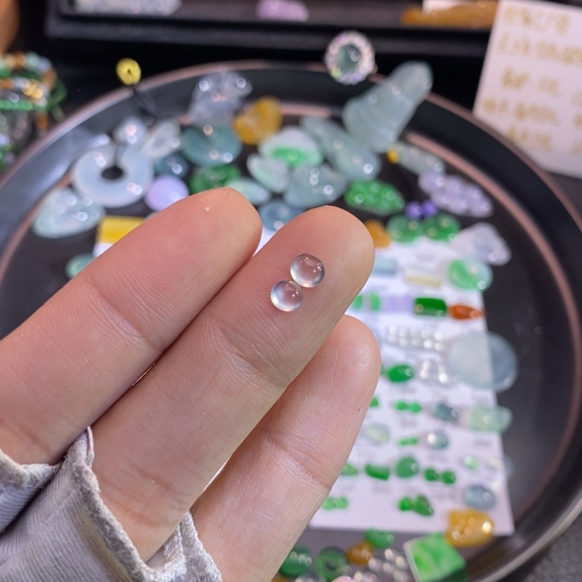 【闪购商品】翡翠挂件未镶嵌蛋