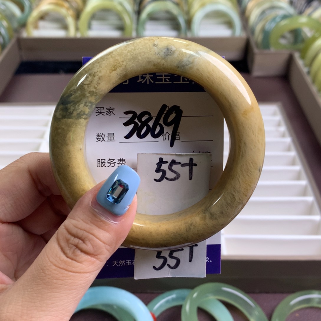 蛇纹石玉未镶嵌手镯3869