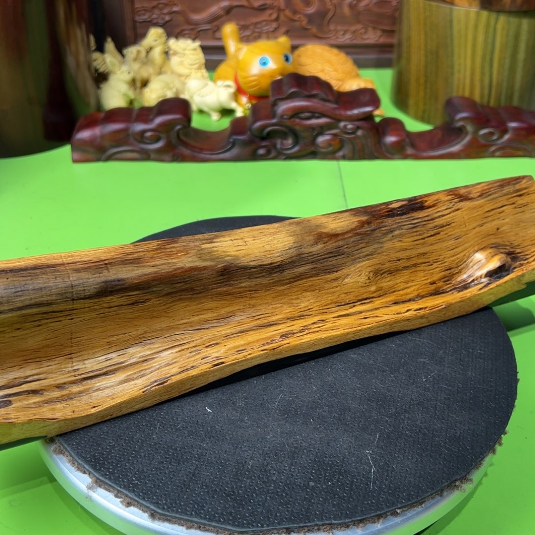 无***为大果紫檀（缅甸花梨）