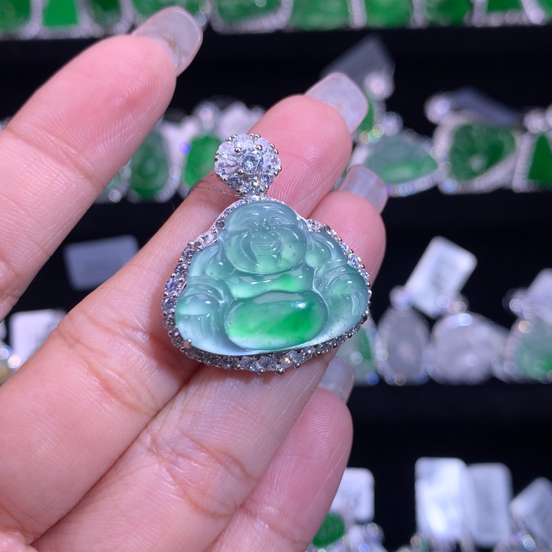 【闪购商品】颈饰银S925镶嵌翡翠