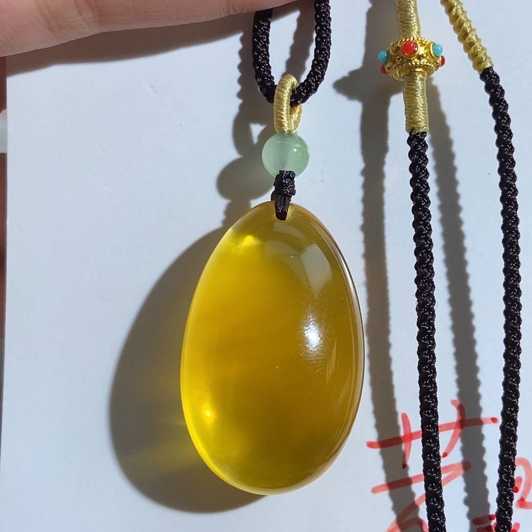 K***g未镶嵌琥珀珠宝奇石