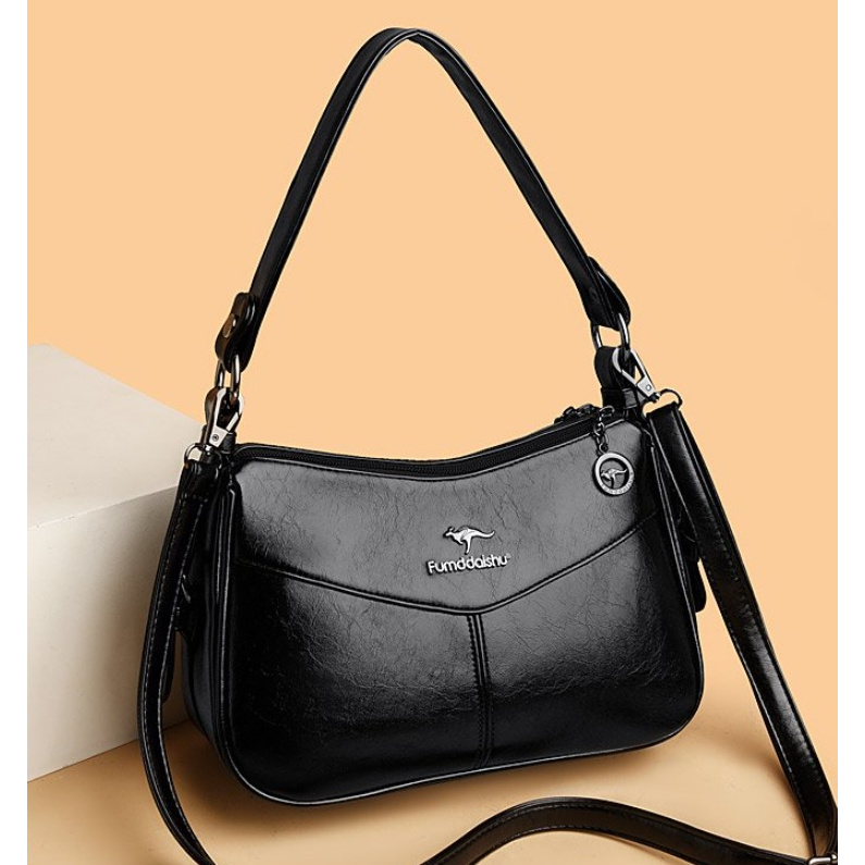 正 9902 黑色 女包（长28宽11高19）