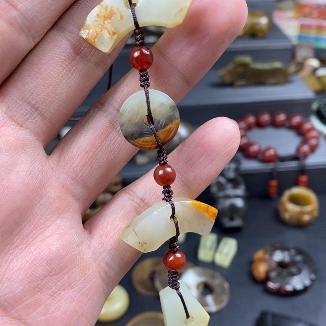 和田玉挂件未镶嵌