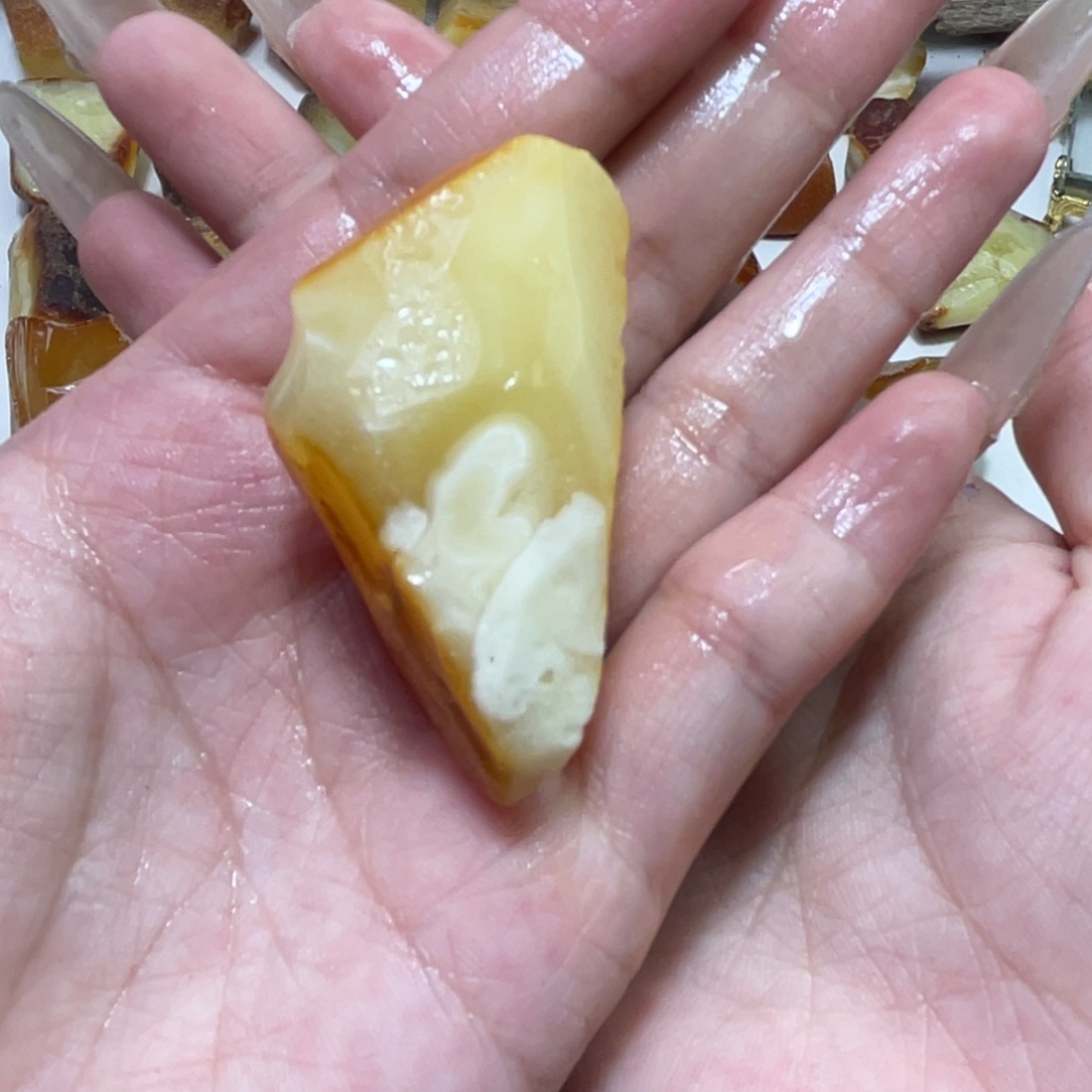 定制琥珀天然原矿