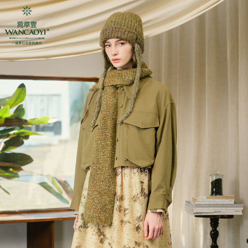 菀壹秋季新款女复古休闲工装风百搭短款连帽宽松外套W08500431