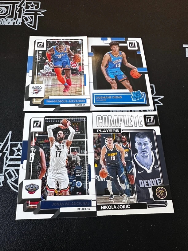 选对 球星卡普通base 4张 未成年禁止下单 