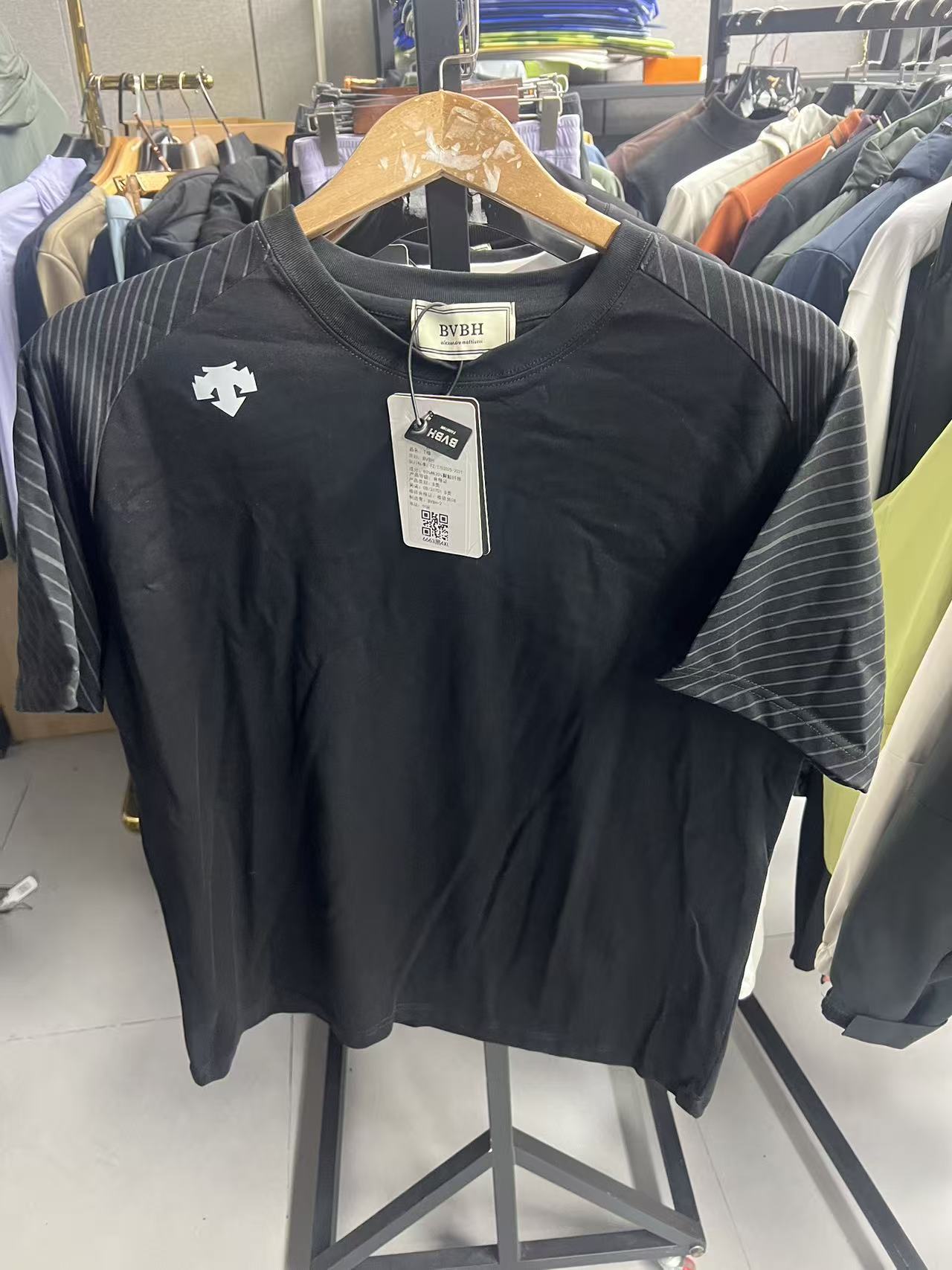 精品圆领短袖-005