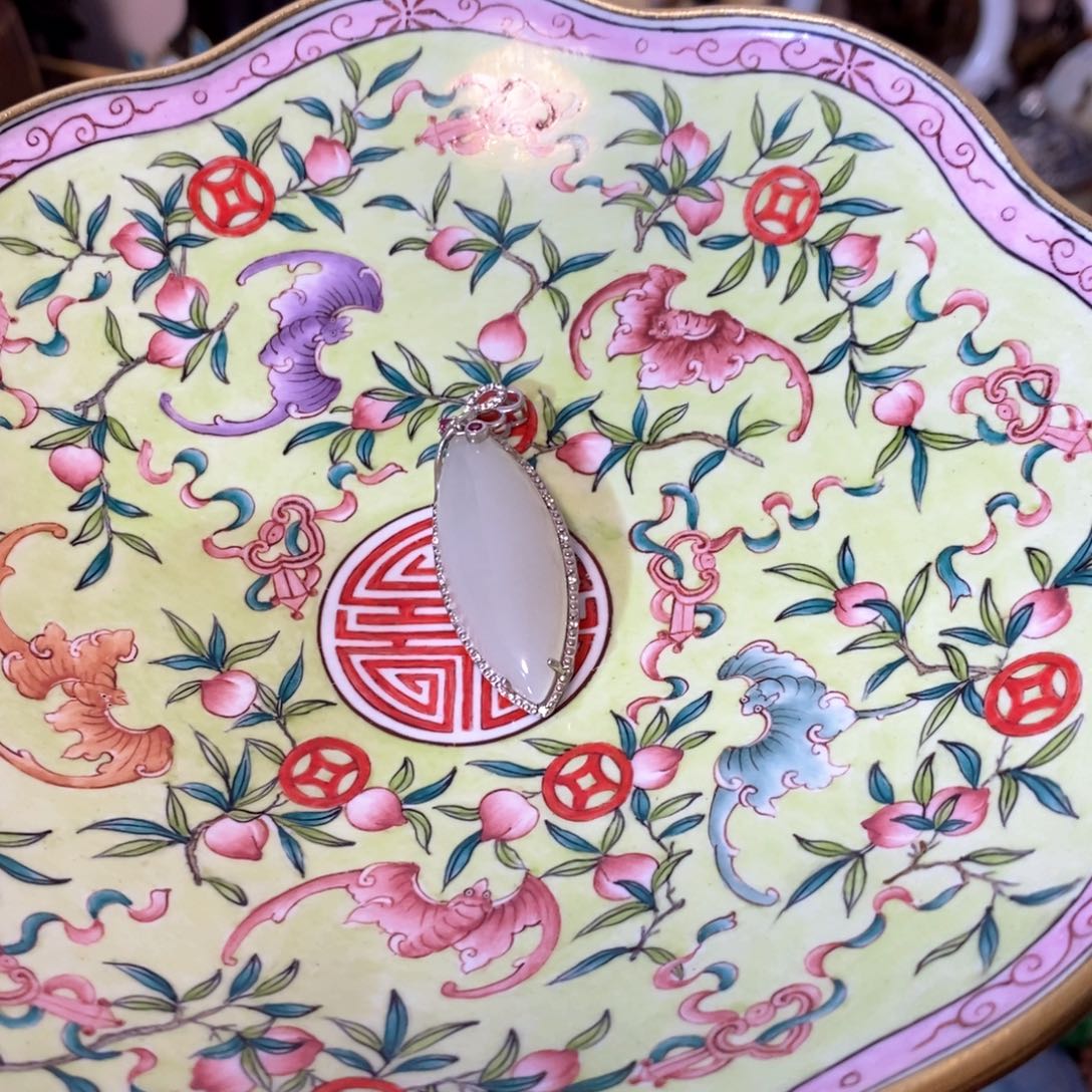 摆件L**u瓷器摆件漂亮漂亮