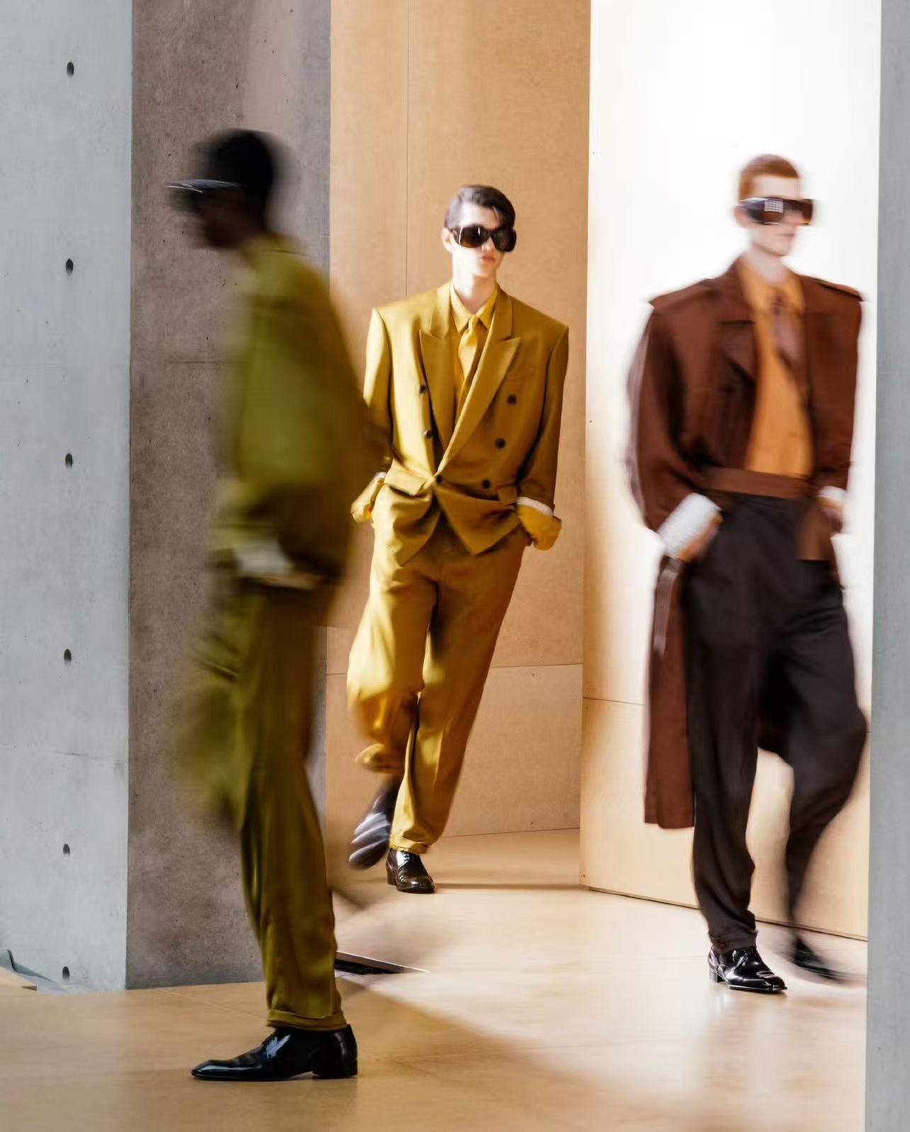 A911-秋冬上新轻奢小眼睛潮流时尚休闲卫衣*SS