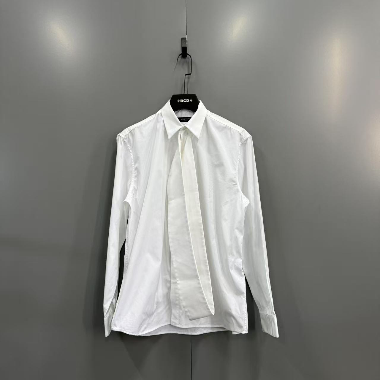 95新 Givenchy/纪梵希 (ll) 纪梵希 白色绑带衬衫 37码